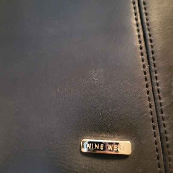 Nine West Black Shoulder Bag/Handbag with Detachable Strap - Picture 2 of 6